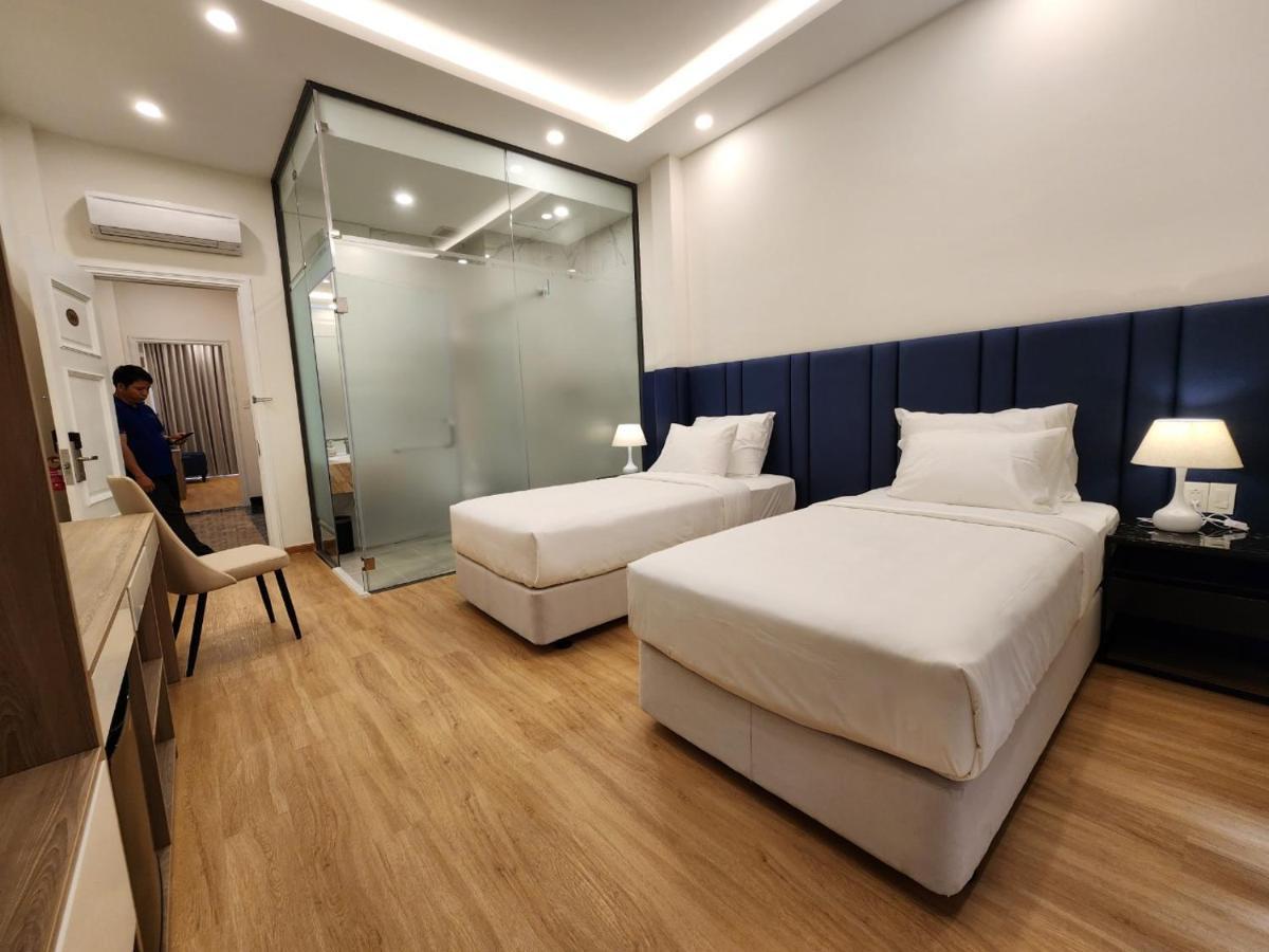 Hồng Ngọc Hà 2* TP. Hồ Chí Minh