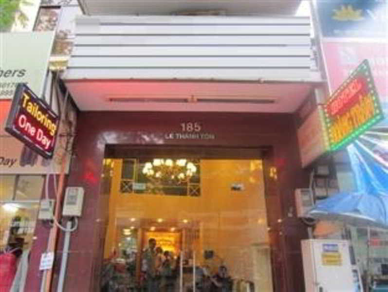 Hồng Ngọc Hà Khách sạn 2*